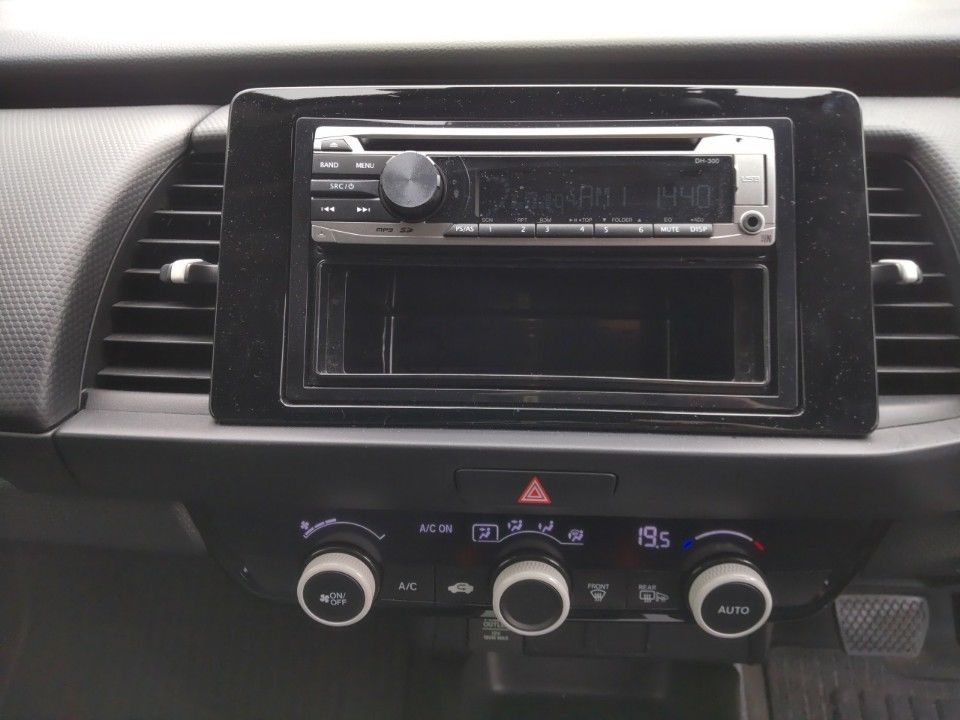2021 Honda Fit auction photo 11