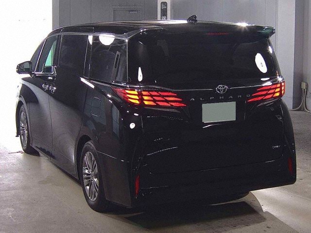 2024 Toyota Alphard Z auction photo 2