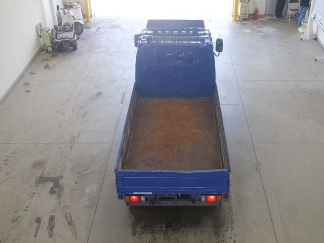 2009 Isuzu Elf ヒラ auction photo 3