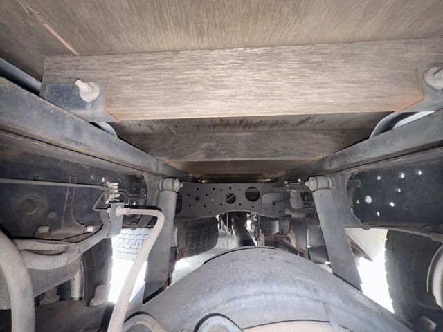 2009 Isuzu Elf ヒラ auction photo 15