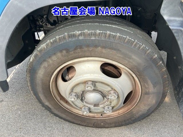 2016 Mitsubishi Fuso Canter Hira auction photo 9