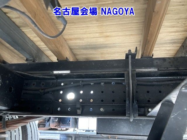 2016 Mitsubishi Fuso Canter Hira auction photo 13