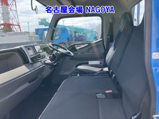 2016 Mitsubishi Fuso Canter Hira auction photo 5