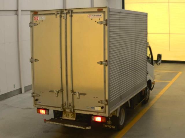 2014 Toyota Dyna バン auction photo 2