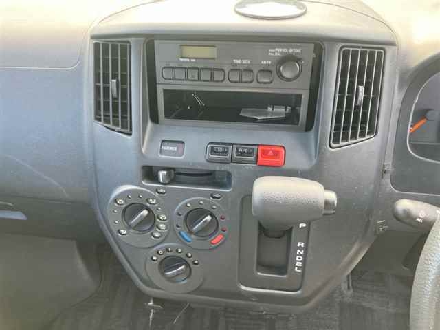 2014 Toyota TownAce Van DX auction photo 6