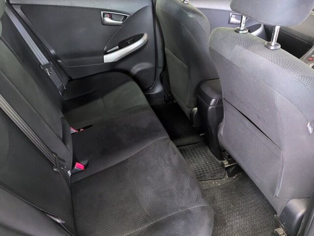 2013 Toyota Prius S auction photo 6