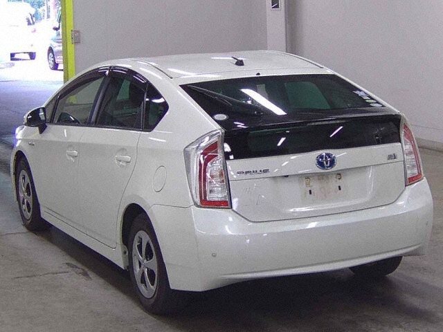 2013 Toyota Prius S auction photo 2