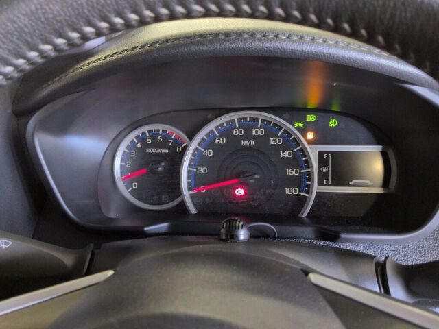 2024 Toyota Roomy Custom G auction photo 6