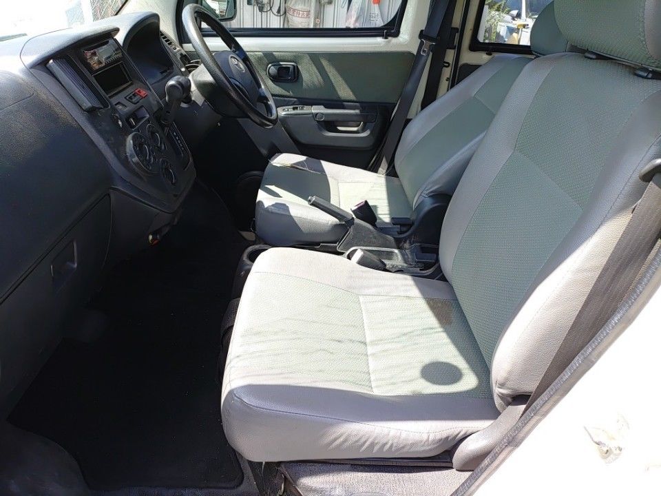 2018 Toyota TownAce auction photo 16