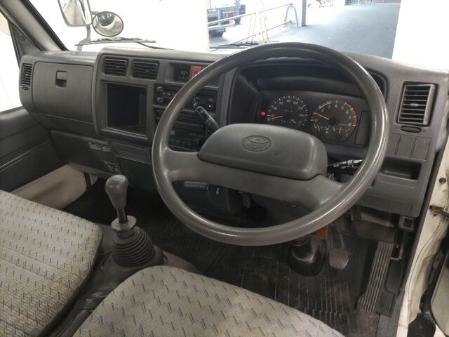 1999 Toyota Dyna auction photo 3