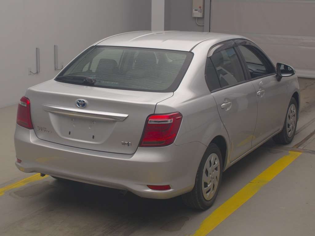 2021 Toyota Corolla Axio ハイブリッド EX auction photo 2