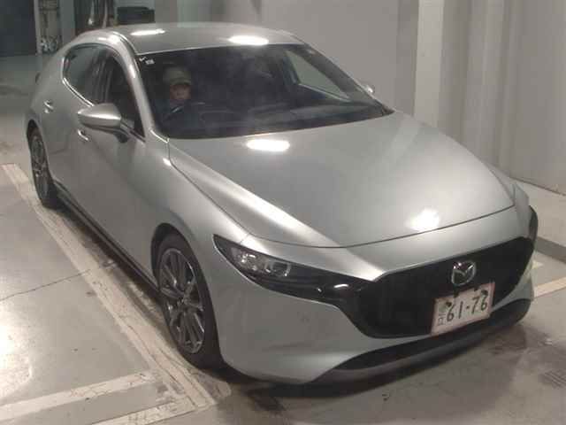 2020 Mazda 3 15S Japan auction vehicle