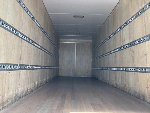 2018 Hino Ranger アルミバン auction photo 19