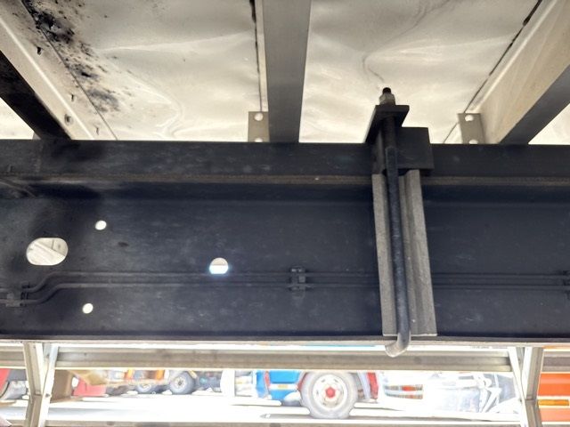 2018 Hino Ranger アルミバン auction photo 17
