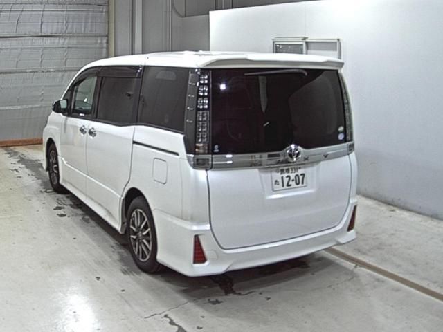 2015 Toyota Voxy ZS Sparkle auction photo 2