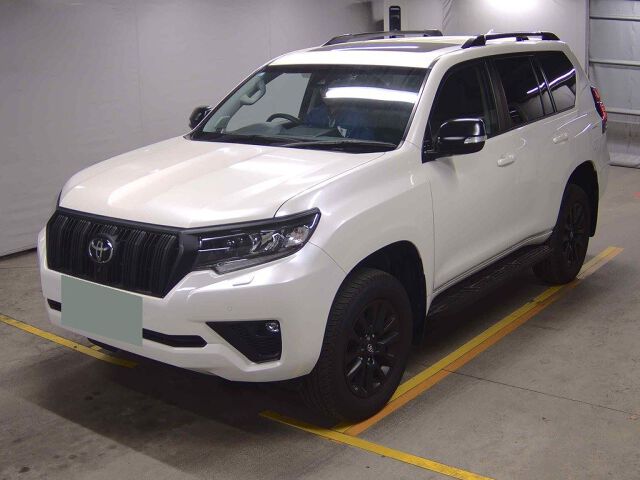 2023 Toyota Land Cruiser Prado TX L-PマットブラE 4WD auction photo 4
