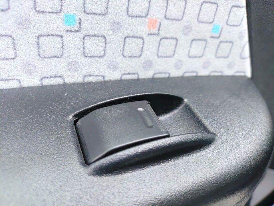 2018 Toyota Hiace auction photo 13