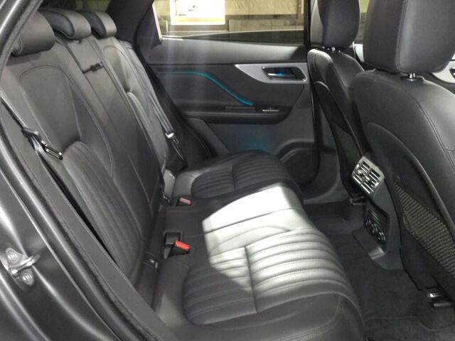 2019 Jaguar Fペイス Portfolio 4WD auction photo 6