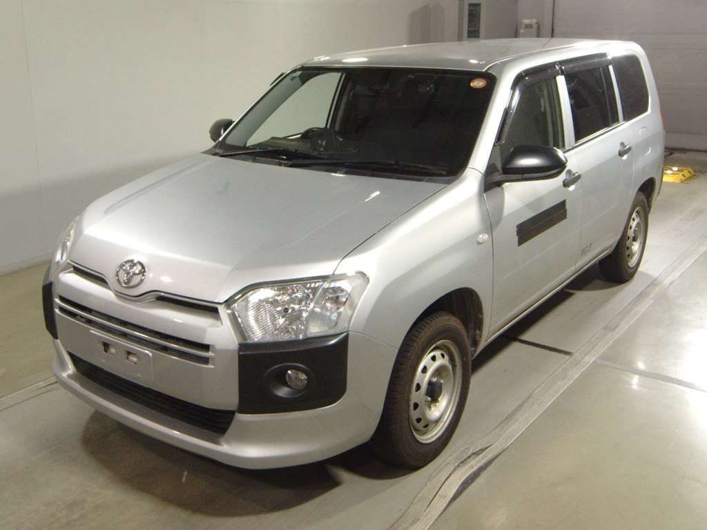 2021 Toyota Probox DX Comfort 4WD Japan auction vehicle