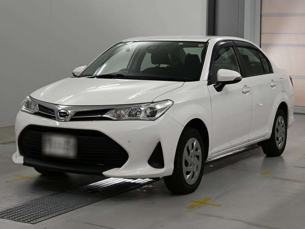 Japan Auction Vehicles 14 2021 Toyota Corolla Axio EX 4WD auction photo