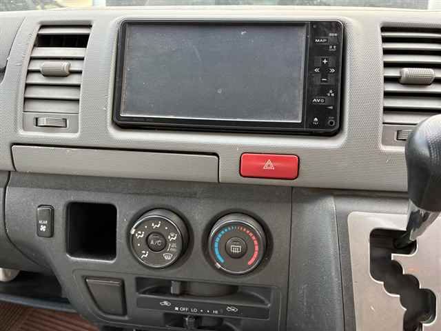 2006 Toyota Hiace auction photo 6