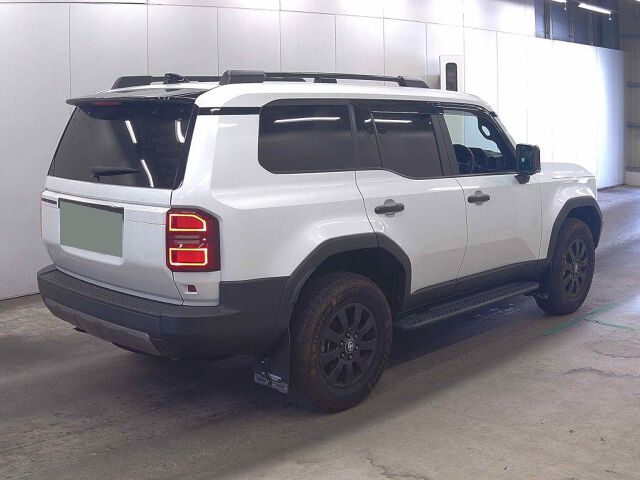 2024 Toyota Land Cruiser 250 ZX First Edition 4WD auction photo 5