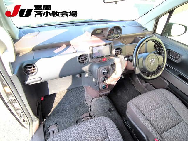 2014 Toyota Porte 4WD X auction photo 3