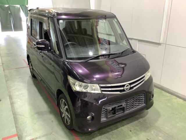 Japan Auction Vehicles 4 2011 Nissan Roox 4WD ハイウェイスター auction photo