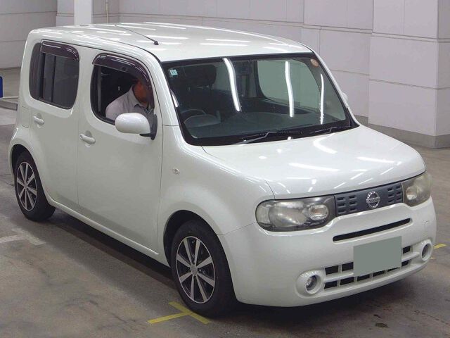 2010 Nissan Cube 15X FOUR Vセレク 4WD Japan auction vehicle