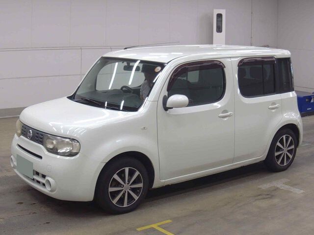 2010 Nissan Cube 15X FOUR Vセレク 4WD auction photo 4