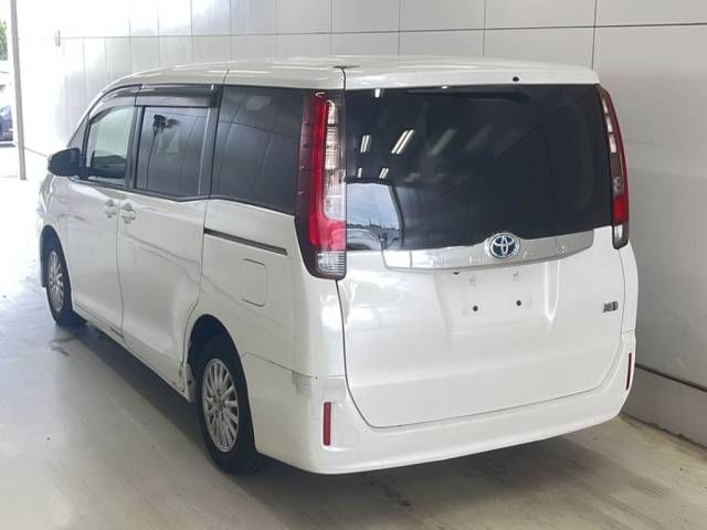 2014 Toyota Noah ハイブリッドG auction photo 3