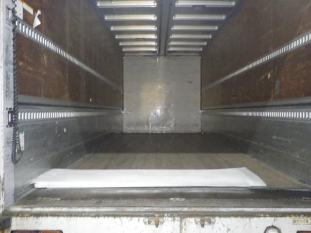 2011 Isuzu Forward ウィング auction photo 4