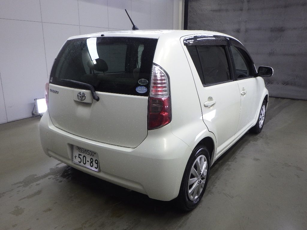 2008 Toyota Passo G Fパッケージ auction photo 2