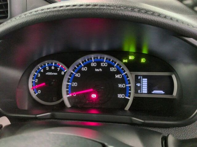 2025 Toyota Roomy Custom G auction photo 6