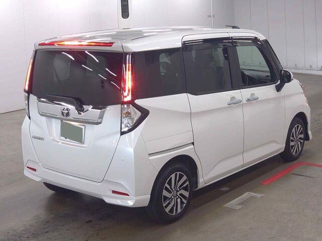 2025 Toyota Roomy Custom G auction photo 5