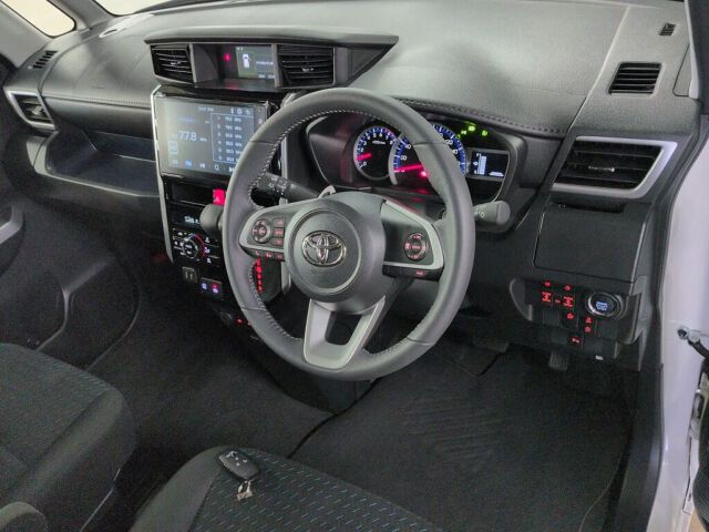 2025 Toyota Roomy Custom G auction photo 3