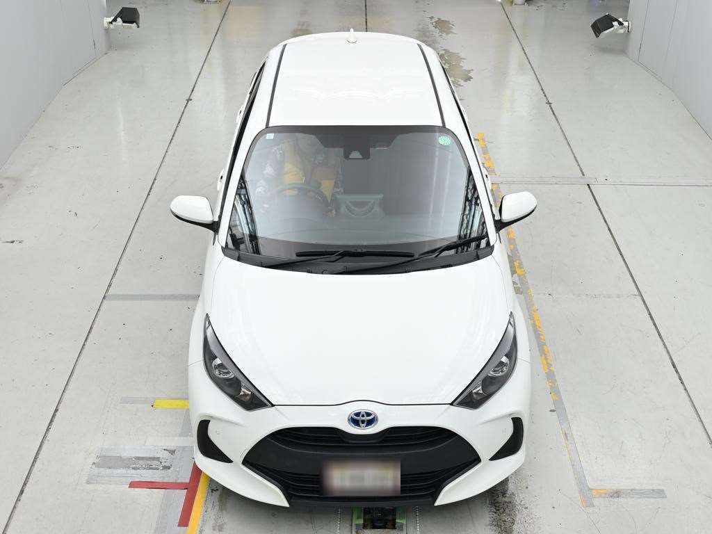 2023 Toyota Yaris ハイブリッドX auction photo 7