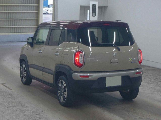 2022 Suzuki Xbee ハイブリッドMZ auction photo 2