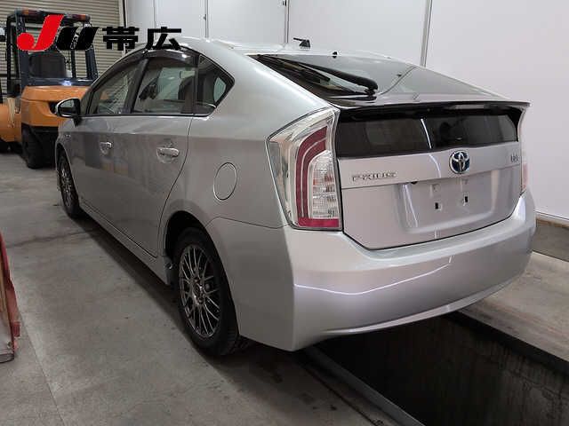 2014 Toyota Prius S auction photo 5