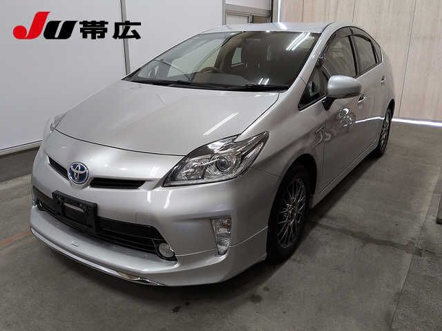 2014 Toyota Prius S Japan auction vehicle