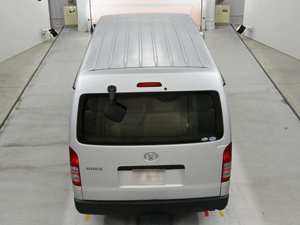 2005 Toyota Hiace DX auction photo 8