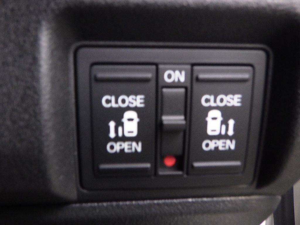 2026 Honda N-BOX カスタムターボブラックスタイル auction photo 8