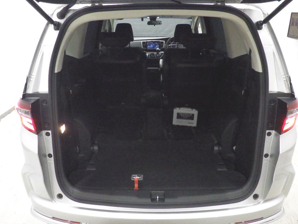 2019 Honda Odyssey Absolute Honda Sensing (7-seater) auction photo 8