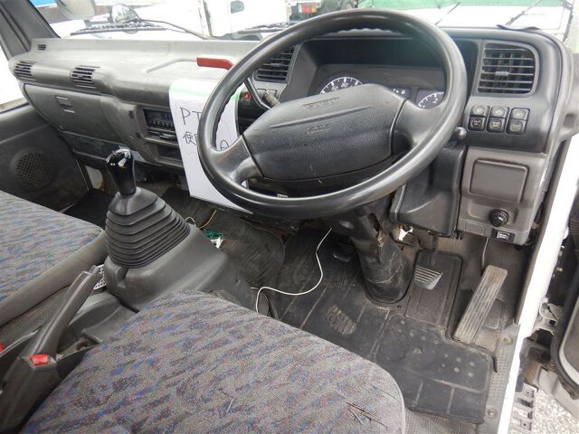 2003 Isuzu Elf セキサイ auction photo 3