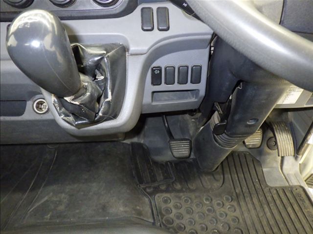 2013 Mitsubishi Fuso Canter dump auction photo 7