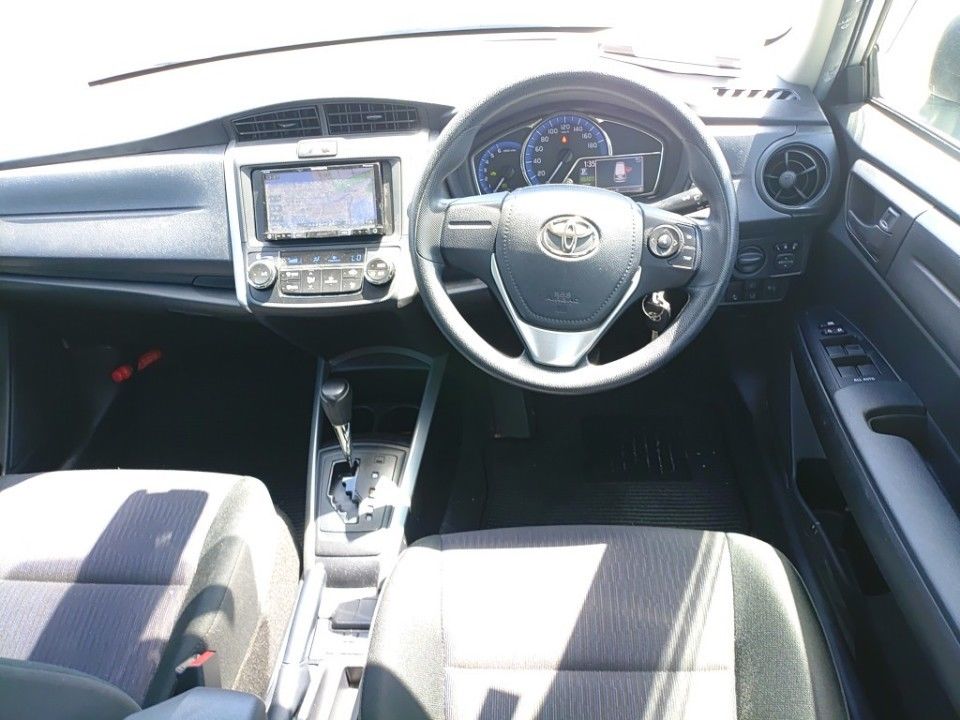 2019 Toyota Corolla Fielder auction photo 3