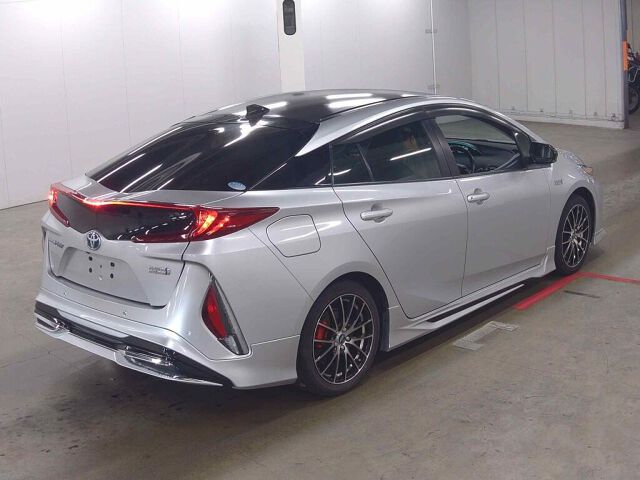 2019 Toyota Prius PHEV Sセーフティパッケージ auction photo 5