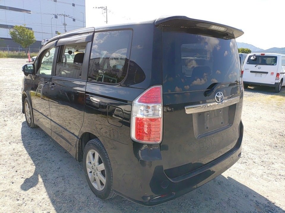 2009 Toyota Noah auction photo 6