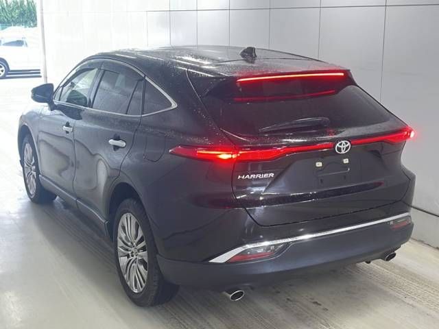2021 Toyota Harrier Z auction photo 3