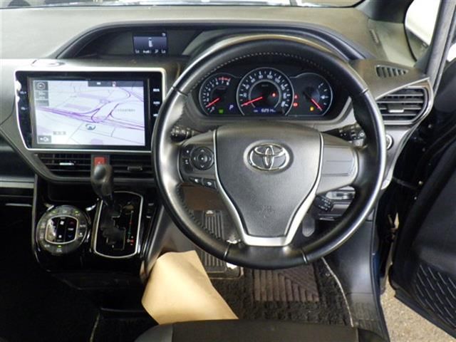 2018 Toyota Noah Si ダブルバイビー auction photo 5